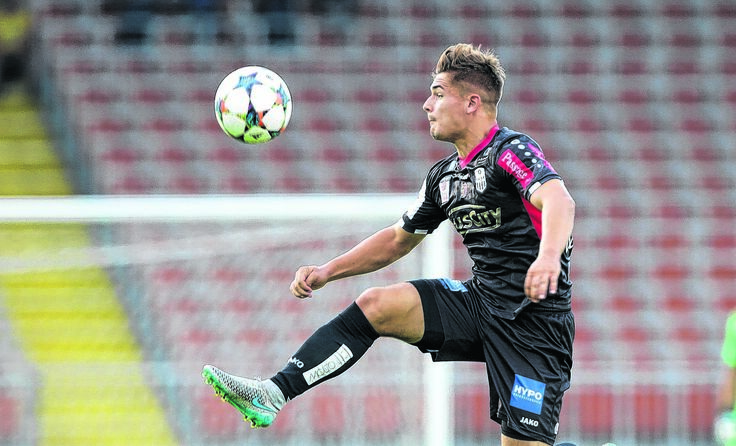 Nikola Dovedan nahm mit dem LASK auch die Hürde SKN St. Pölten. Foto: GEPA