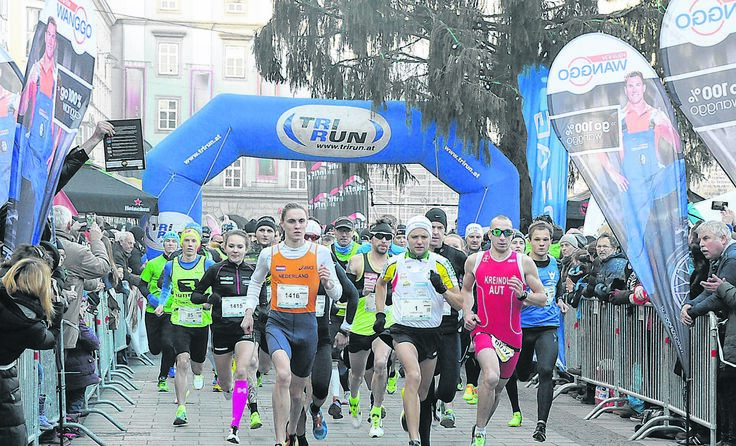 Weit über 1000 Läufer machten sich zu Silvester in Linz auf die Socken. Foto: TriRun Linz