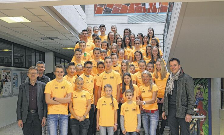 Die lauffreudigen Rohrbacher Gymnasiasten mit ihren Unterstützern. Foto: BG/BRG