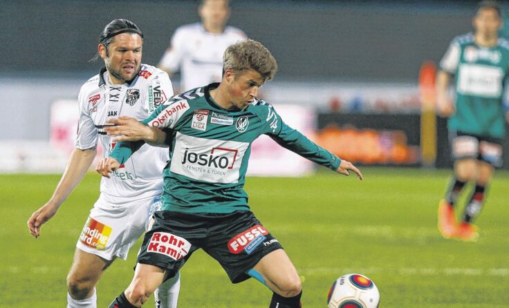 Patrick Möschl (vo.) verlor mit der SV Ried beim Wolfsberger AC 0:1. Foto: GEPA