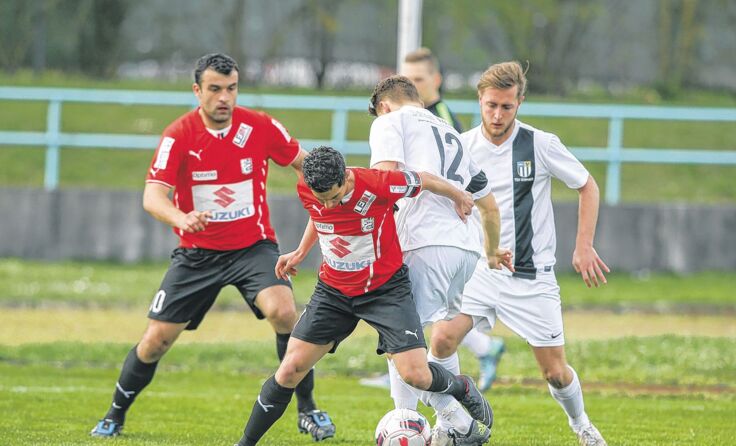 Keinen Sieger brachte das Innviertler Derby Braunau gegen Utzenaich. Foto: Furtner