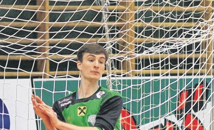 Torhüter Benjamin Eichinger (26)