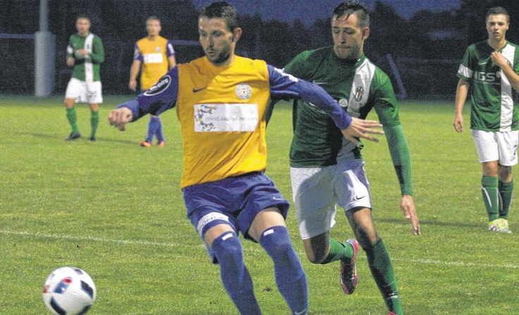 Svetozar Nikolov (l.) verabschiedete sich mit St. Martin/M. aus dem Baunti Landescup. Foto: Pirkes