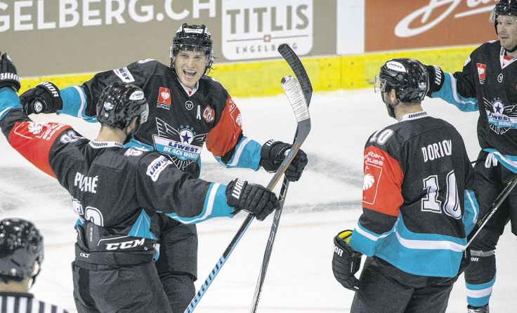 Jubelszenen wünschen sich die Fans von den Black Wings. Foto: BWL/Eisenbauer