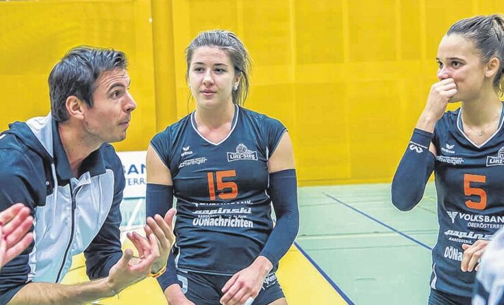 Klar und deutlich sind die Anweisungen von Trainer Roland Schwab. Foto: Askö