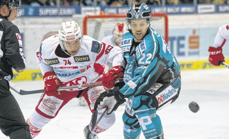 Die Black Wings (r.) verloren bei Rekordmeister KAC klar mit 1:4. Foto: BWL/Eisenbauer