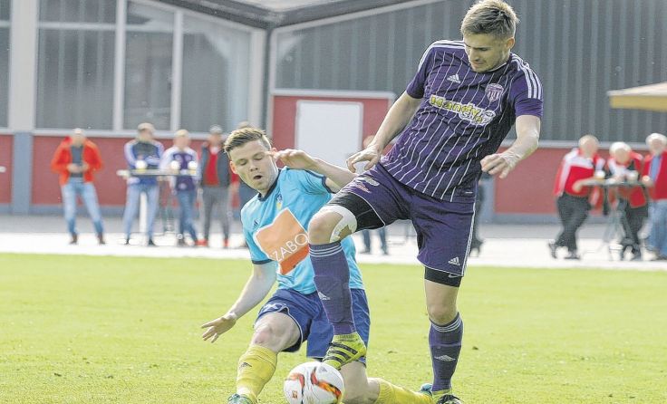 Esternberg (r. Radek Szmek) fertigte SC Marchtrenk gleich mit 7:0 ab. Foto: Pirkes