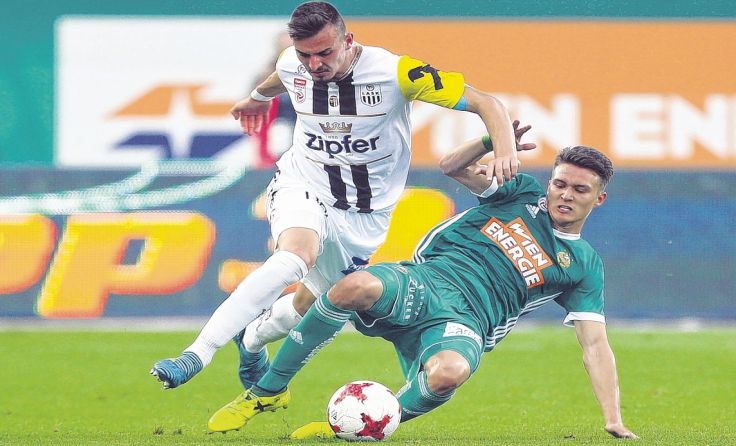 Sein Debüt in der Startformation feierte LASK-Neuzugang Mergim Berisha (l.). Foto: GEPA