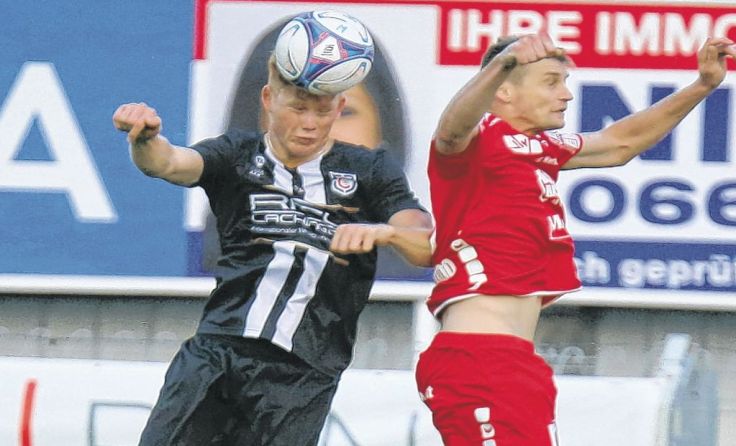 Die LASK Juniors (l.) verloren das OÖ-Derby bei Vorwärts Steyr 1:2. Foto: Moser
