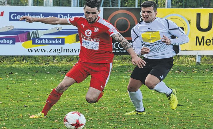 Lukas Berer (l.) verlor mit dem SK Altheim bei Aufsteiger Mondsee 1:2. Foto: Vorich