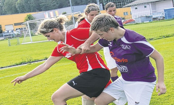 Frauenfußball ist auch in Oberösterreich auf dem Vormarsch. Foto: Hörmandinger