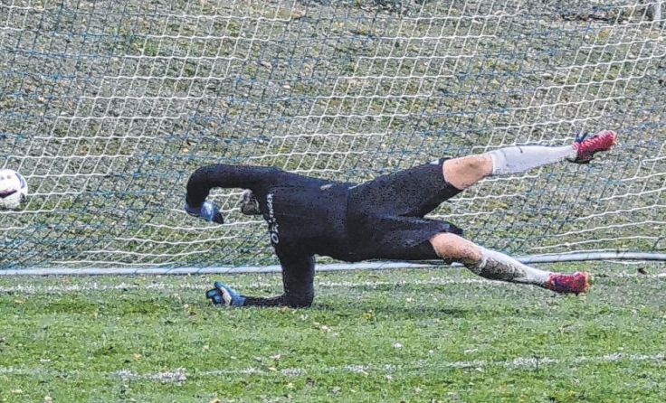 Torhüter Gerald Wöss schoss mit Nebelberg St. Veit/M. 7:2 vom Platz. Foto: Prem