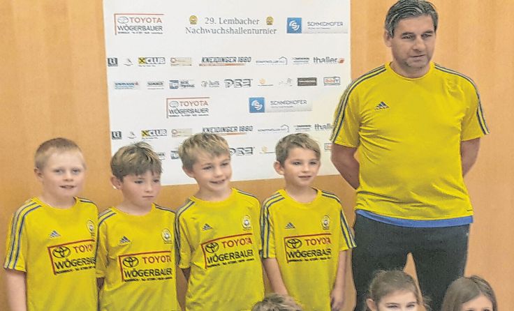 Auf Platz zwei schaffte es Union 1947 Lembachs U9 mit Trainer Josef „Jo“ Kehrer. Foto: SU