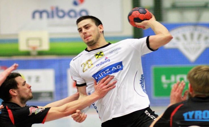 13 Tore für den HC LINZ AG: Wurfkanone Srdjan Predragovic Foto: Wolfgang Pichler