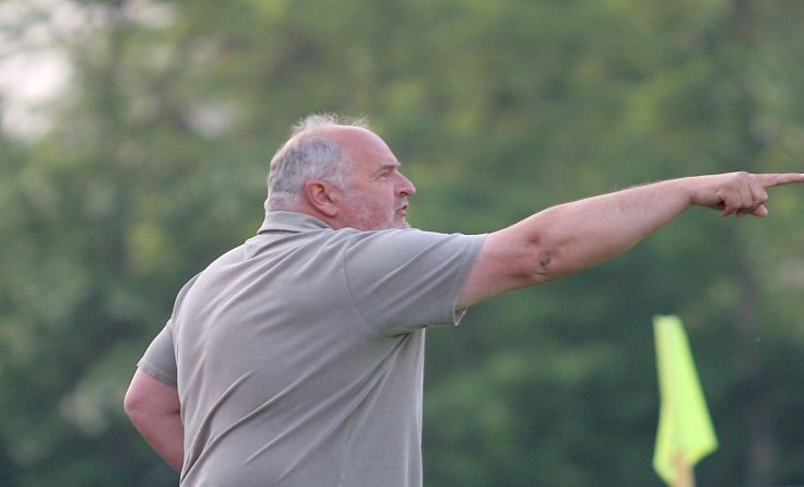 Trainer Herbert Panholzer dirigierte Askö Oedt zu einem 5:0-Kantersieg.
