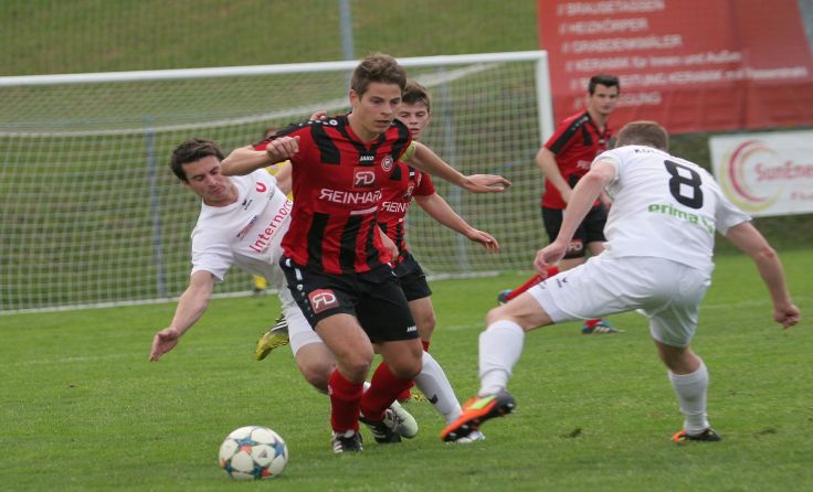 Kein Sieger: Oepping und Kollerschlag (r.) trennten sich 1:1-remis. Foto: Pirkes