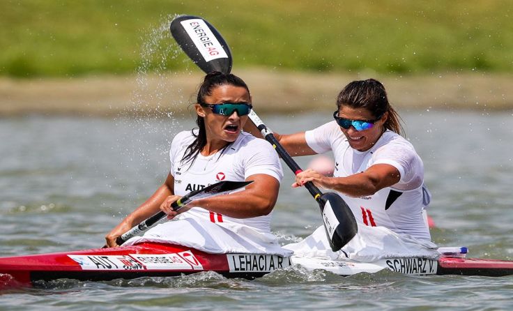 Ein starkes Duo sind Ana Roxana Lehaci (l.) und Viktoria Schwarz. Foto: Bence Vekassy/ICF