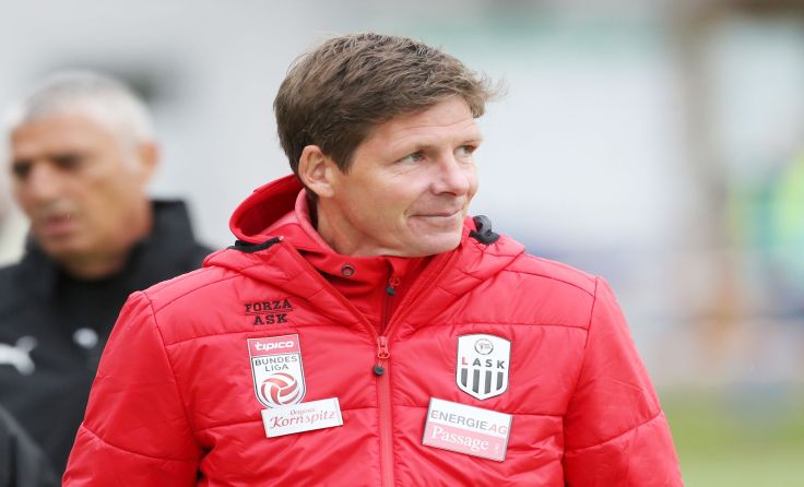 Beide Duelle mit Lillestrøm gewinnen will Trainer Oliver Glasner. Foto: GEPA