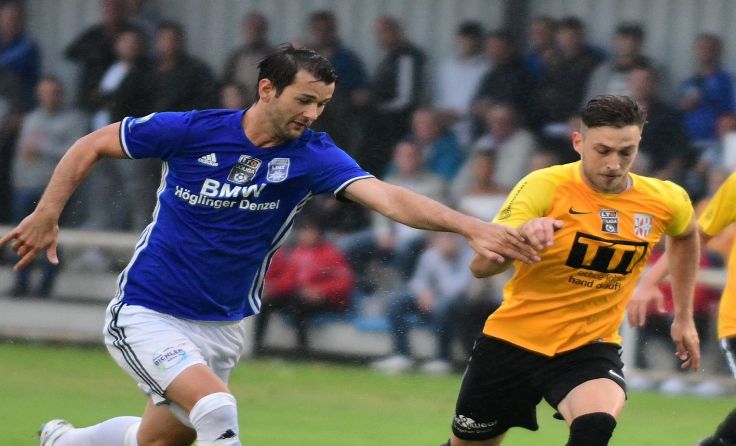 Torlos trennten sich SU Edelweiß (l. Ivica Jurinovic) und St. Florian. Foto: Meier