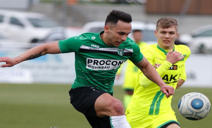 Das Nachsehen hatte Traun bei der 0:4-Auftaktpleite in Dietach. Foto: Moser