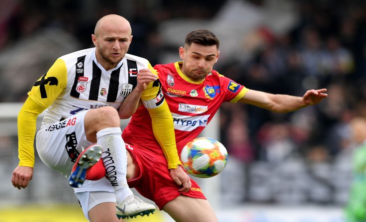 Kapitän Gernot Trauner (li.) ist mit dem LASK drei Pflichtspiele sieglos. Foto: GEPA
