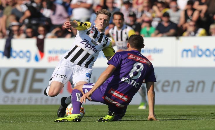 Philipp Wiesinger (li.) fertigte mit dem LASK die Wiener Austria ab. Fotos: GEPA