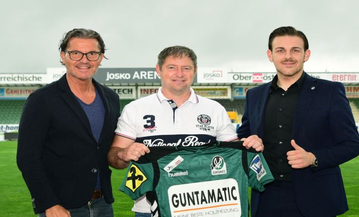 Herwig Drechsel (Mi.) mit Gerald Baumgartner (li.) und Maximilian Schmidt. Foto: SVR/Schlosser