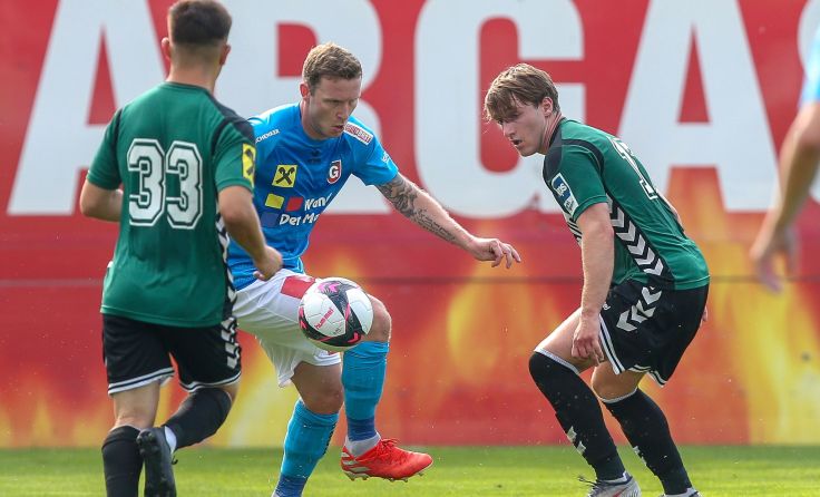 2:3-Niederlagen kassierten Gurten (Mi.) und die Jungen Wikinger Ried. Foto: Furtner