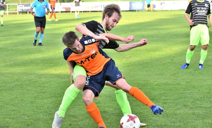 Sportunion Arnreit (vo.) holte beim Tabellenvorletzten einen Punkt. Foto: Lindorfer