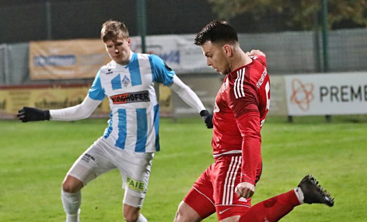 SK Schärding (re.) setzte sich in Schwanenstadt mit 3:0 durch. Foto: Hörmandinger