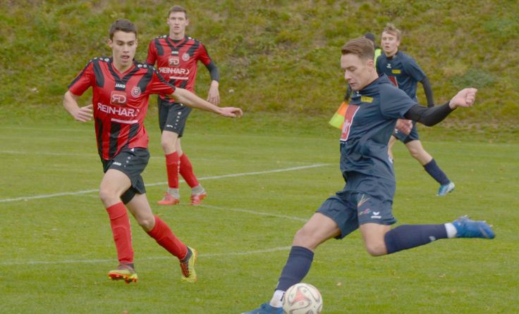 Tabellenzweiter ist Matthäus Gahleitner (re.) mit SV Haslach. Foto: Prem