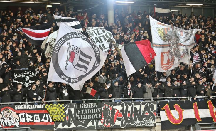 Viel zu feiern haben derzeit die LASK-Fans. Foto: Hörmandinger