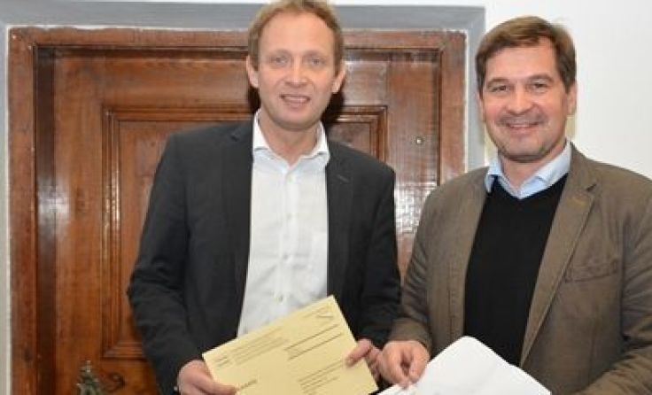 Magistratsdirektor Christian Schneider und Waidhofens Bürgermeister Werner Krammer (WVP)