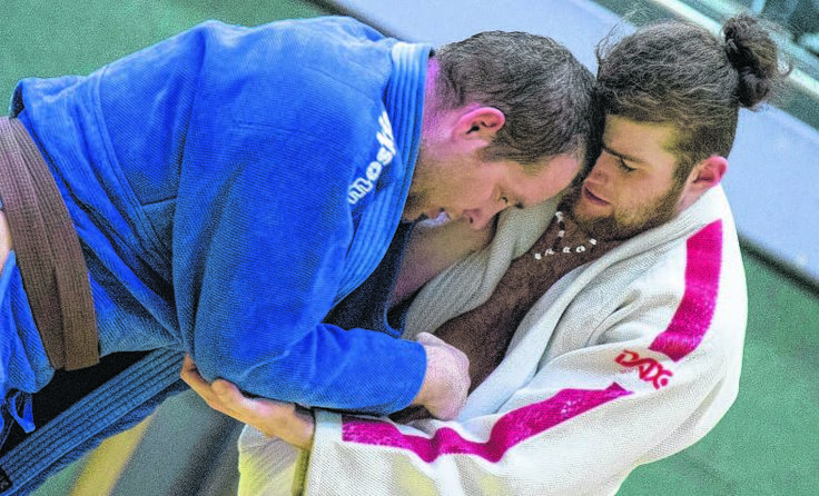 Thomas Groiss (r.) erlitt eine haarige Sportverletzung 