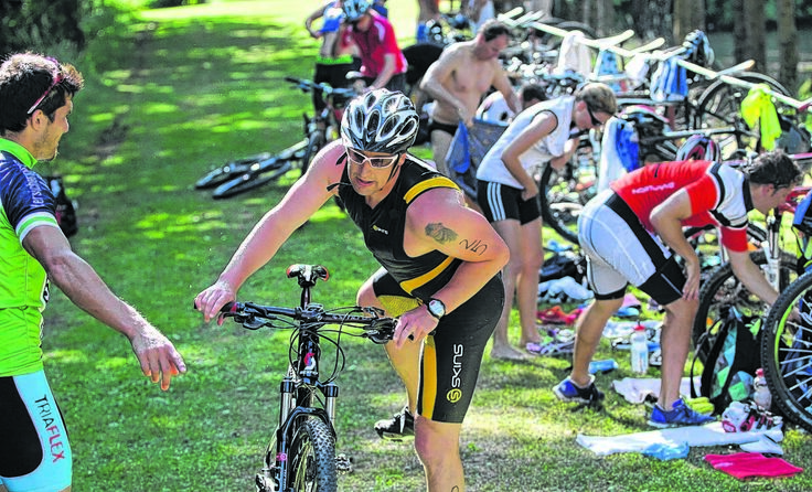 Ideal für Hobbysportler ist der Einsteiger-Grenzland Triathlon.