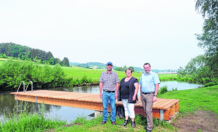 Mit einem neuen Steg punktet die Flussbadeanlage in Ulrichsberg.