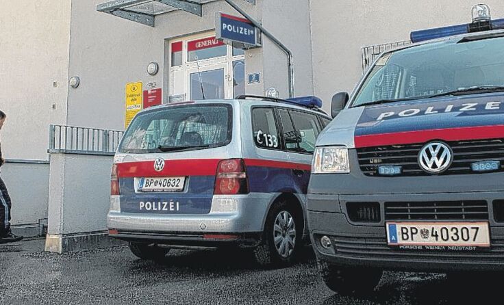 (c) Weihbold