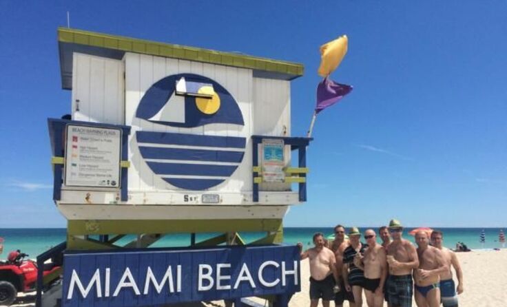 Echte Mühlviertler: Die Niagara-Buam am Strand von Miami Beach. 