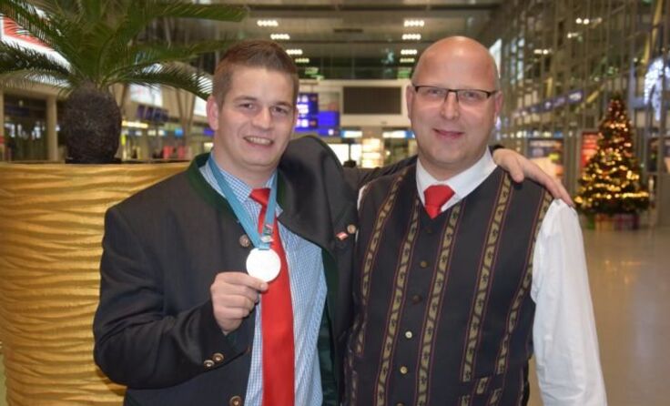 Thomas Schwarzinger (l.) und Bürgermeister Peter Pagitsch.