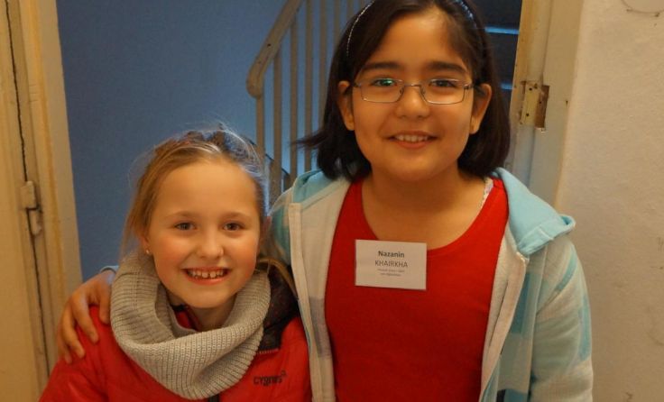 Die Kinder schlossen besonders schnell Freundschaft.
