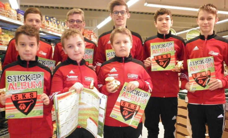Die Kicker des SK Schärding sammeln schon fleißig. Foto: Unimarkt