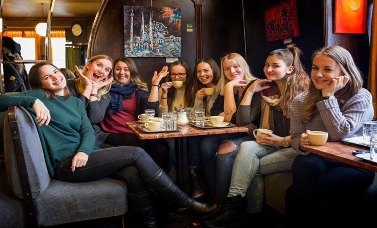 Die acht jungen Frauen von Woissis erweitern ihr Repertoire.