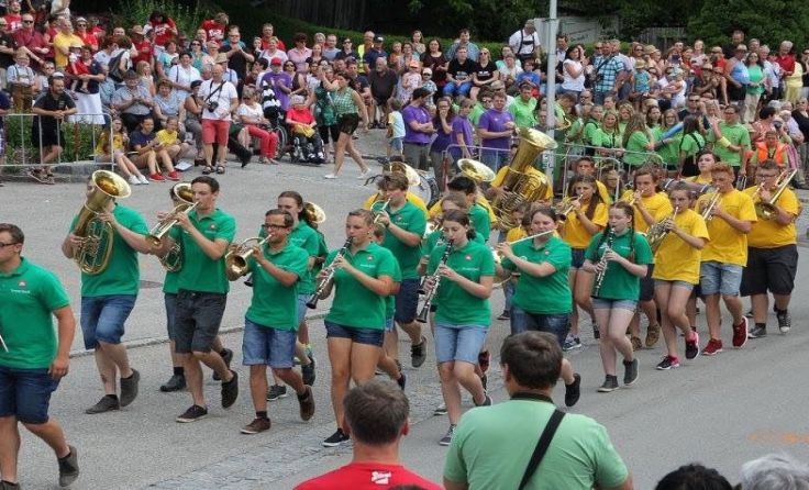 Ein buntes Konzertprogramm haben die jungen Musiker für das Open-Air-Konzert vorbereitet.