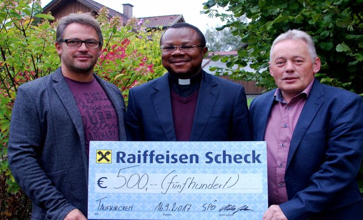 Johann Berger, Moses Valentine Chukwujekwu und Johann Halas