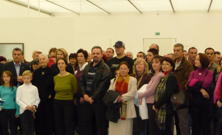 Foto: TeilnehmerInnen an einem unserer gemeinsamen Museumsbesuchen - mit über 170 BesucherInnen! 