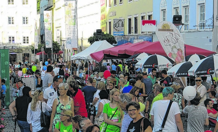 Die gesamte Innenstadt wurde zur Fußgängermeile erklärt.