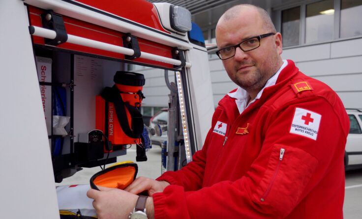 Michael Hartl erreichte bei der Notfallsanitäterprüfung 100 Prozent der möglichen Punkte.