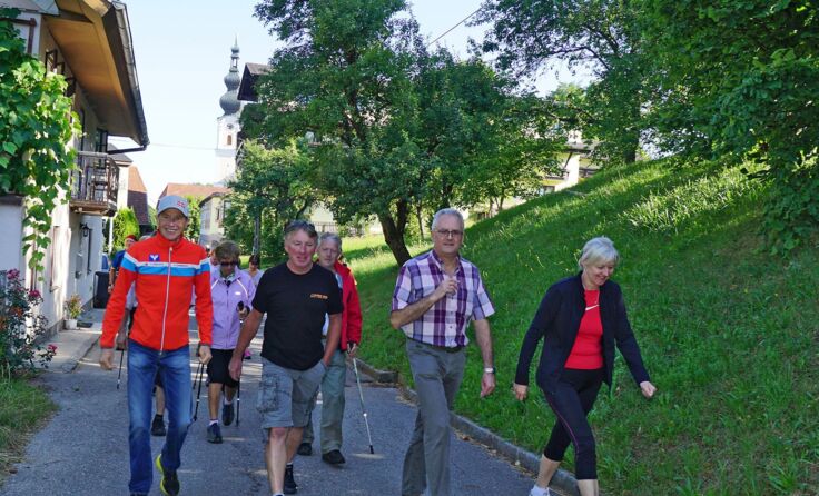 Wandern mit Andi Goldberger und Jaci Seifriedsberger in Waldzell Foto. Litzlbauer
