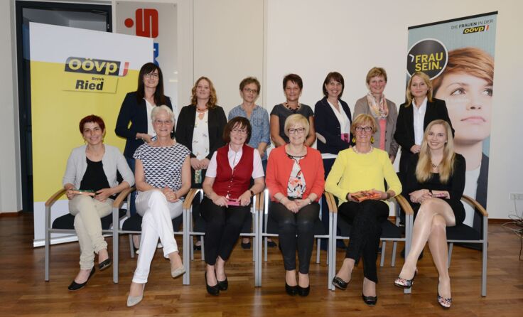 Die ÖVP Frauen aus dem Bezirk Ried freuen sich auf viele Besucher und Zuhörer.