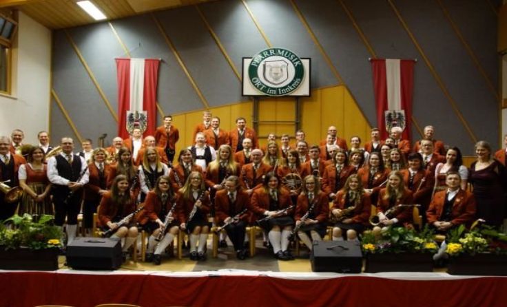 Die Pfarrmusik Ort hat ein abwechslungsreiches Programm einstudiert.